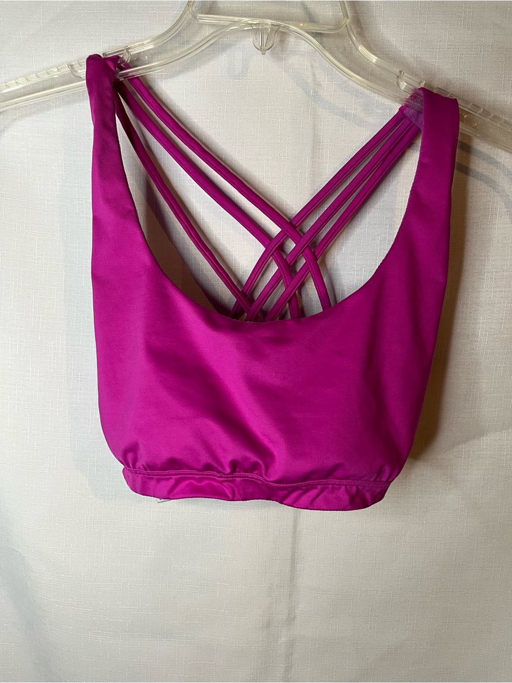 Victoria sport Women's Strappy Back Bralette - Fuchsia